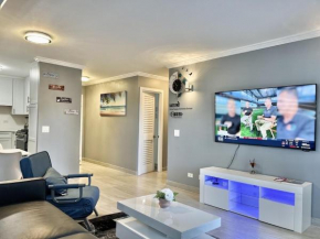 Waikiki Condo 2 Bedrooms 2 Bathrooms with 1 free parking space
